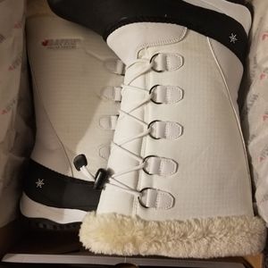 Juniors Baffin winter boots